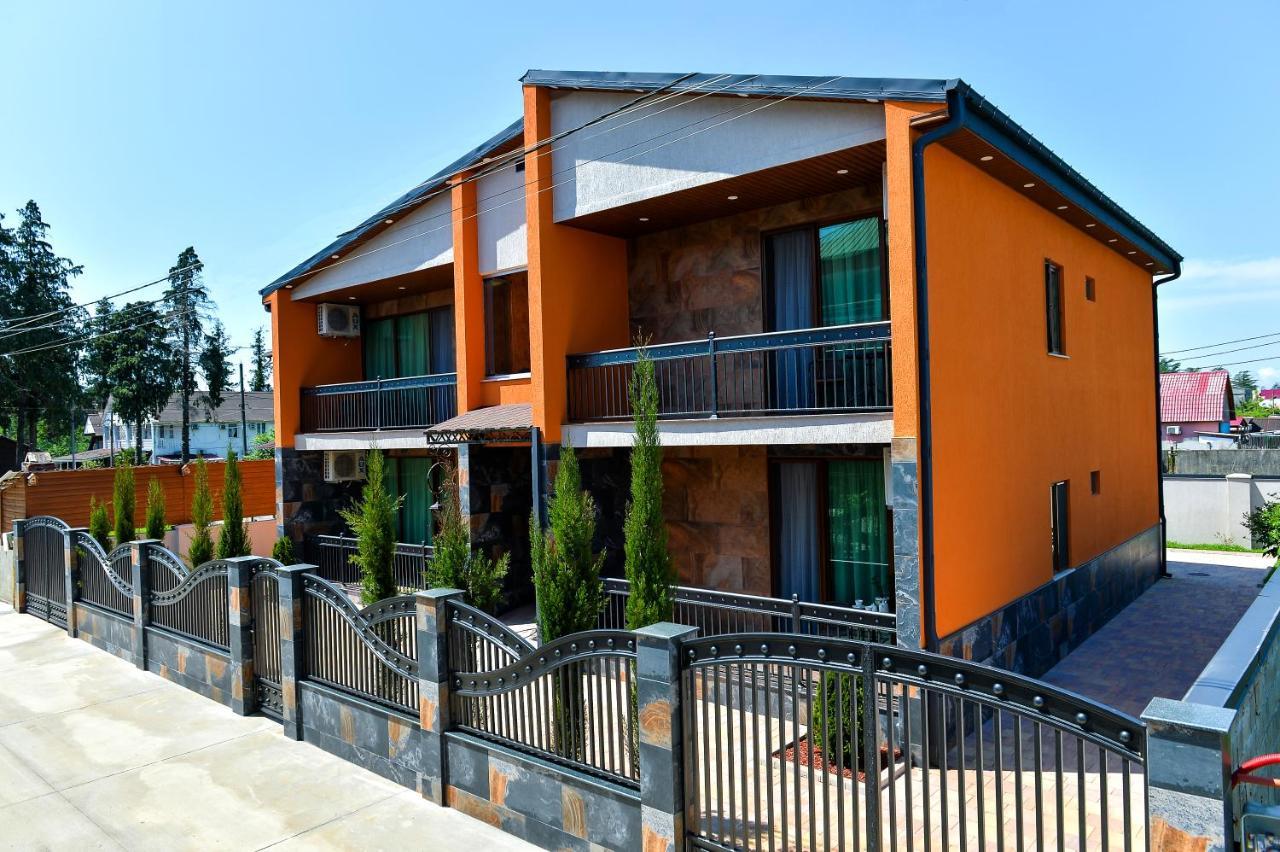 Lions Apartment อูเรคี ภายนอก รูปภาพ