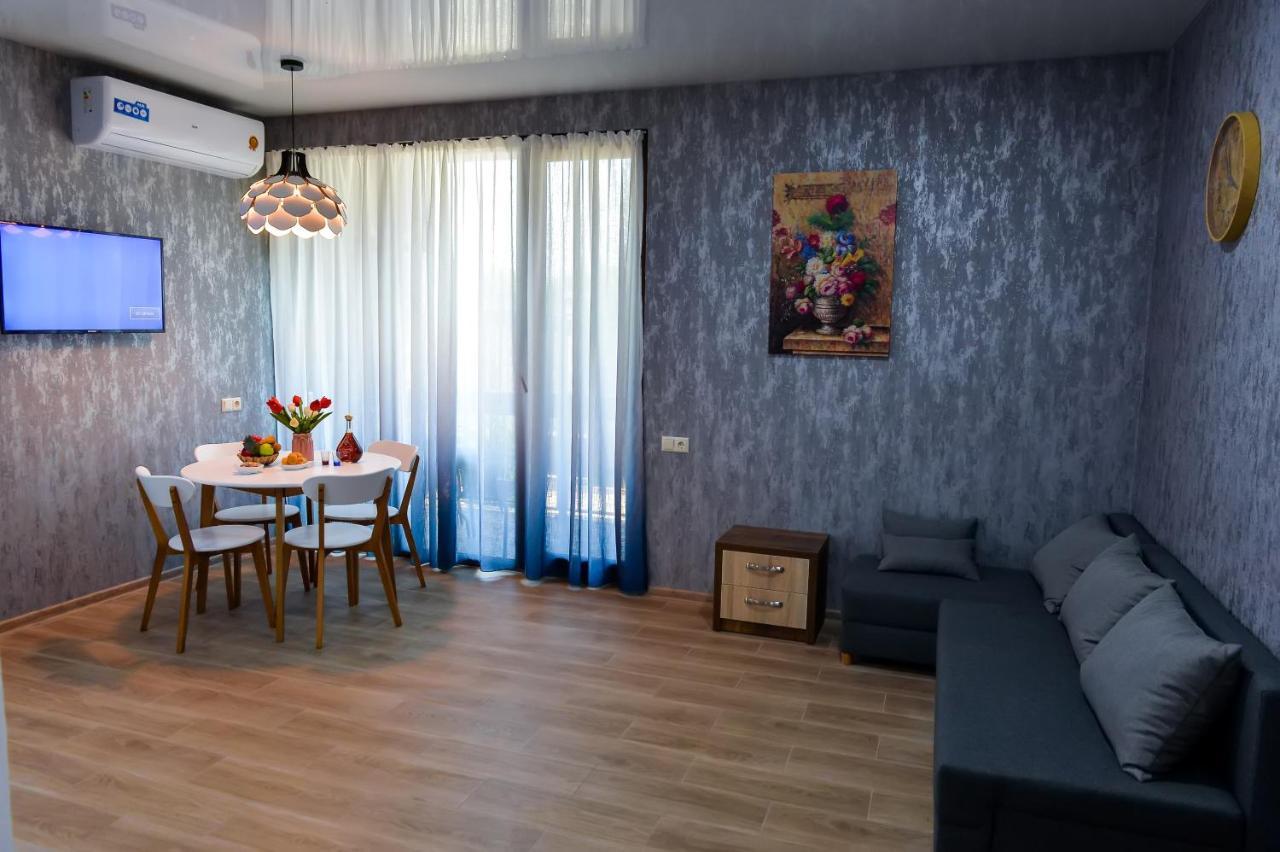 Lions Apartment อูเรคี ภายนอก รูปภาพ