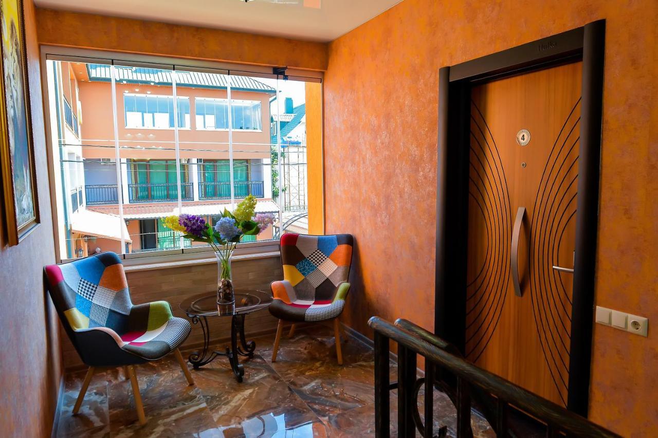 Lions Apartment อูเรคี ภายนอก รูปภาพ