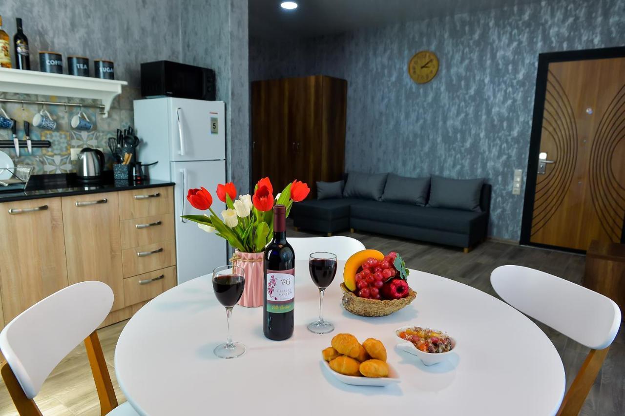 Lions Apartment อูเรคี ภายนอก รูปภาพ