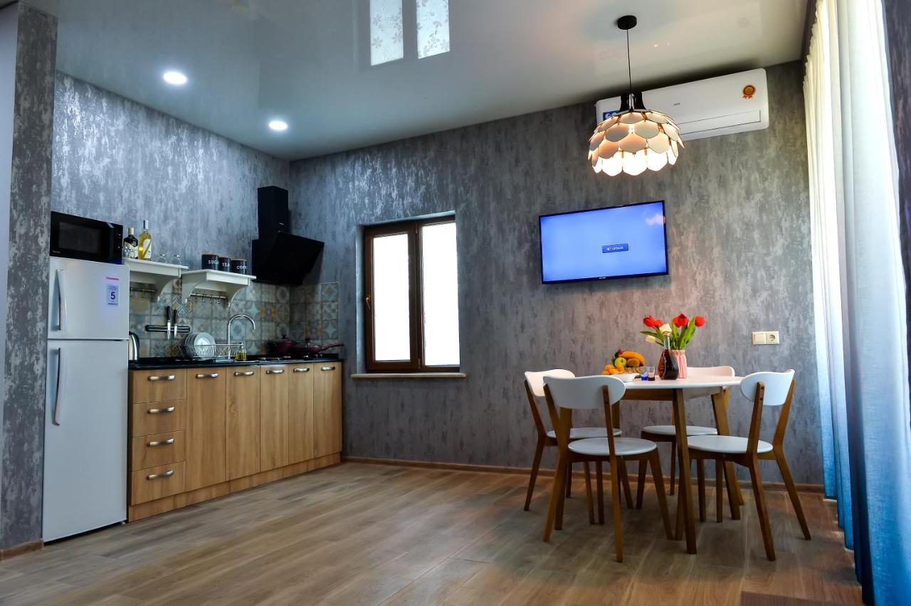Lions Apartment อูเรคี ภายนอก รูปภาพ