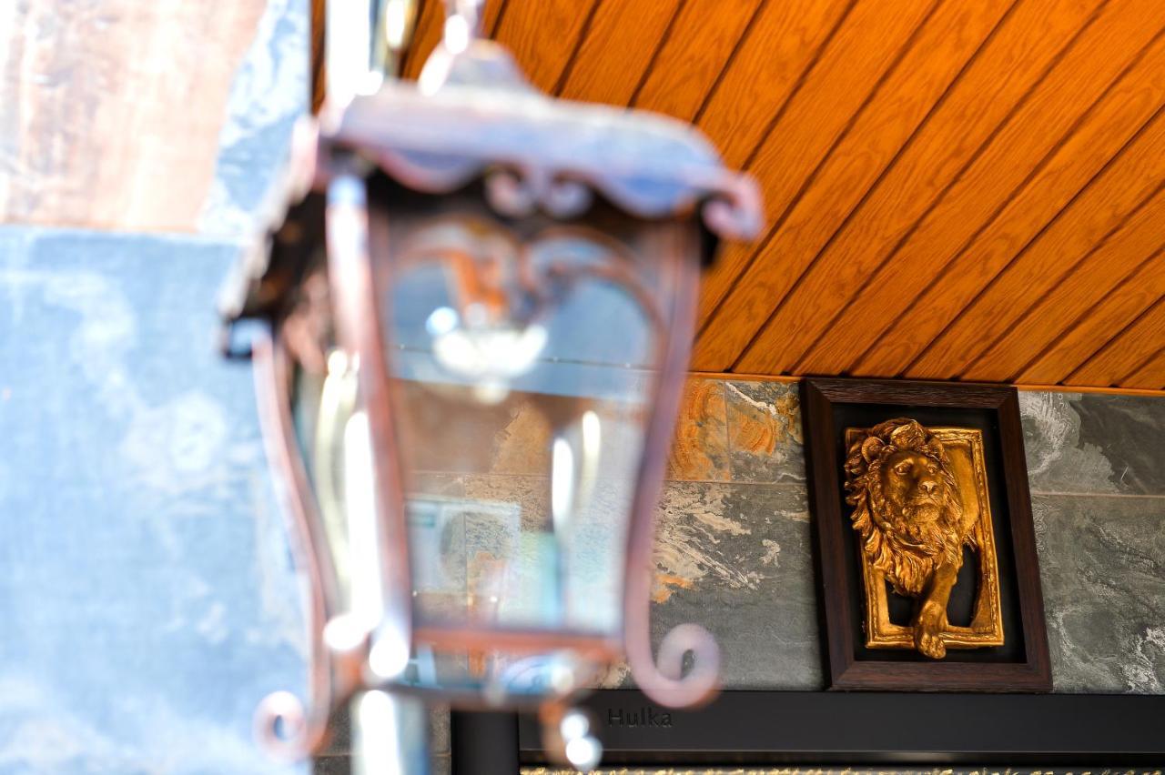 Lions Apartment อูเรคี ภายนอก รูปภาพ