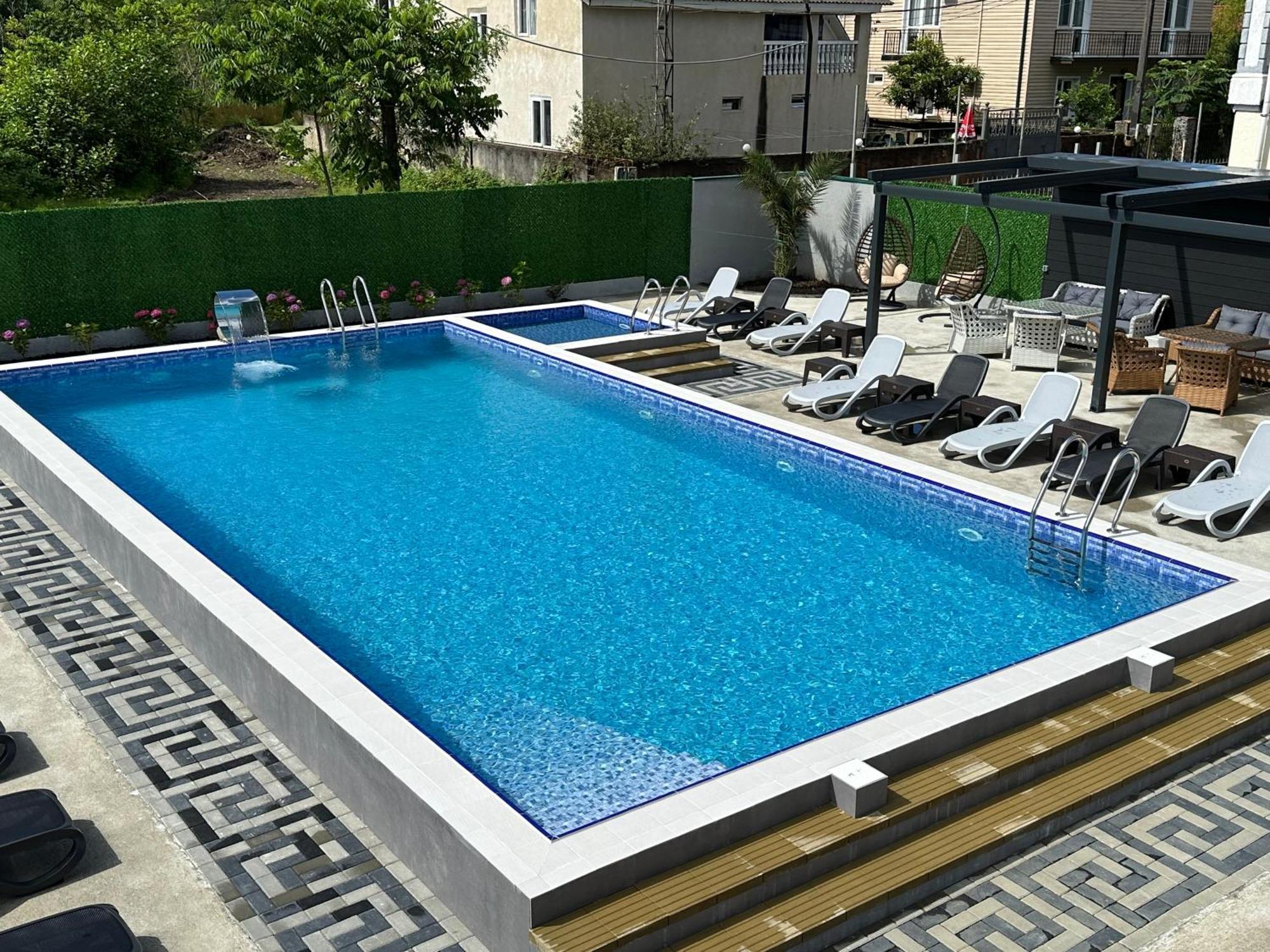 Lions Apartment อูเรคี ภายนอก รูปภาพ
